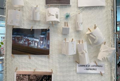 Projekt k výročí 17. listopadu 1989, lampa, papírořez, vedla M. Neubertová