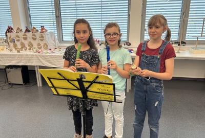 Hudební vystoupení s flétničkami 3.A