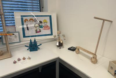 Instalace z dílny Petra Honzy, Obraz-vlastní tvorba M.Strakošové, 7.C
