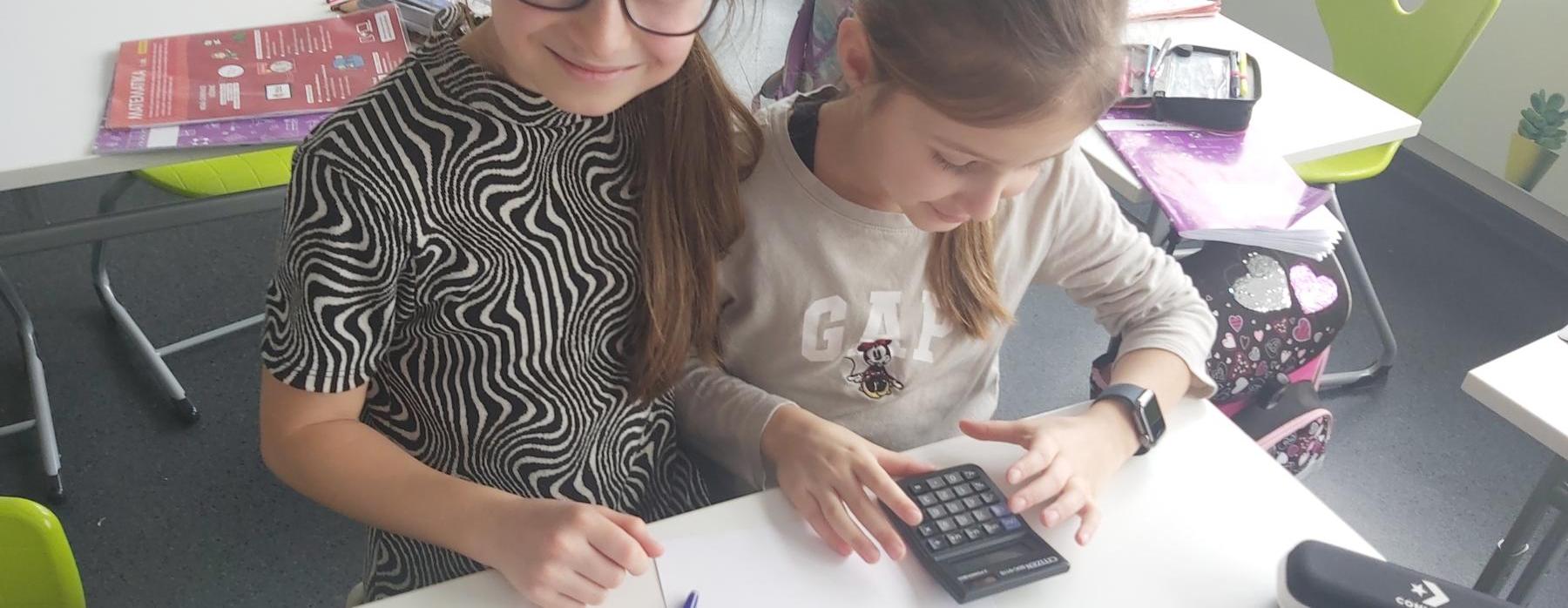 Psss, ve vyučování používáme mobil (3. B)
