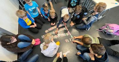 Střípky z našeho listopadového vyučování (4.C)