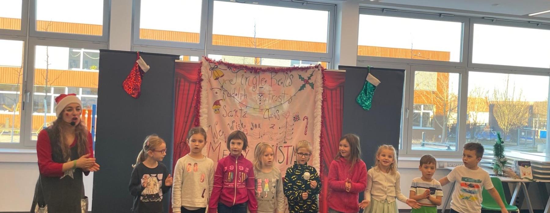 Divadelní představení v anglickém jazyce (1.B)