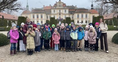 Třeťáci na vánoční návštěvě zámku Jemniště